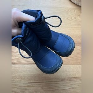 Naturino falcotto snow boots size 24